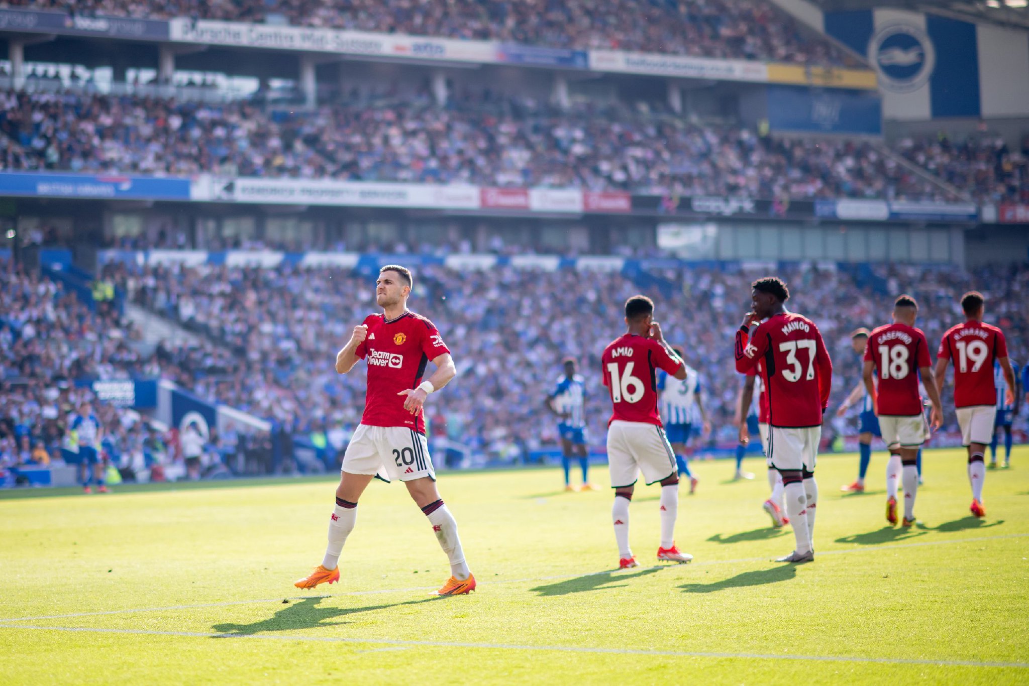 这一决定引 这一决定引